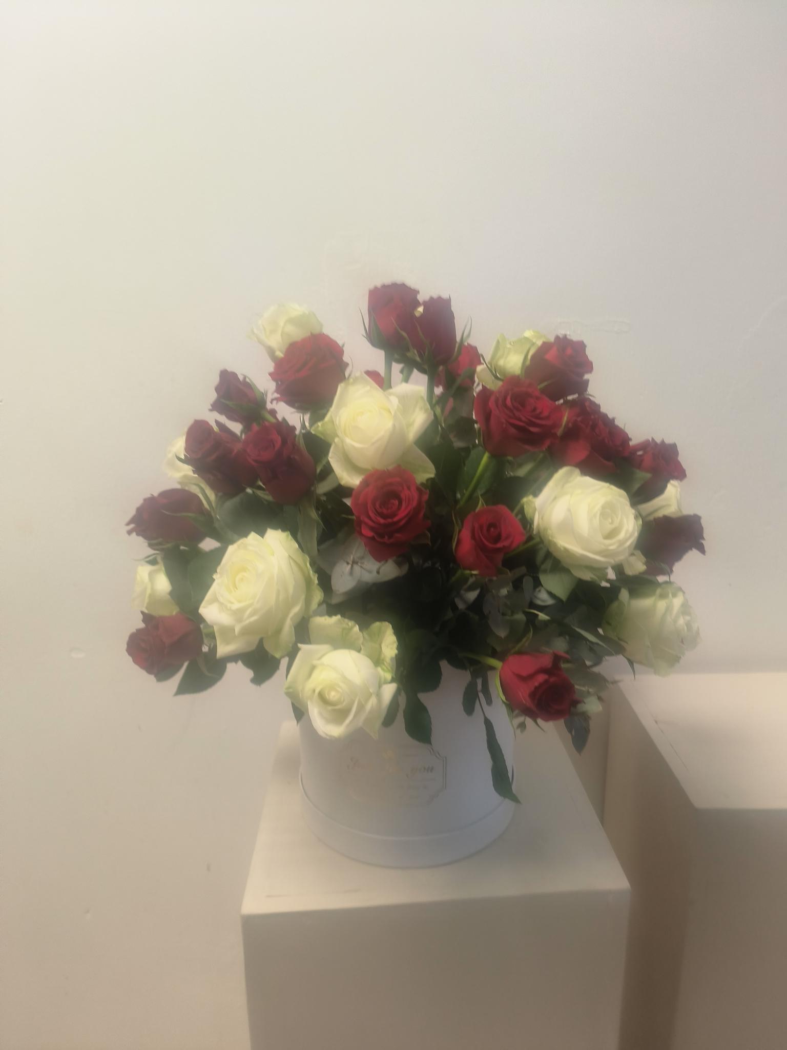 White Lovers Box Roodepoort